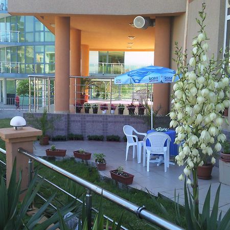 Hotel Venecia Primorsko Zewnętrze zdjęcie
